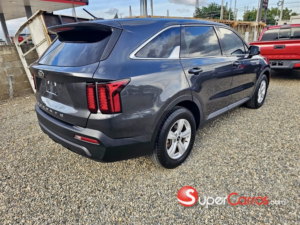2021 Kia Sorento LX — foto 4 / 11