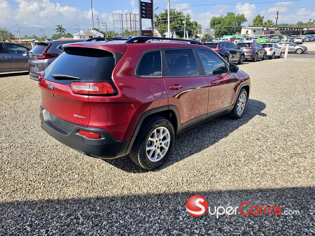 2016 Jeep Cherokee Latitude — foto 3 / 11