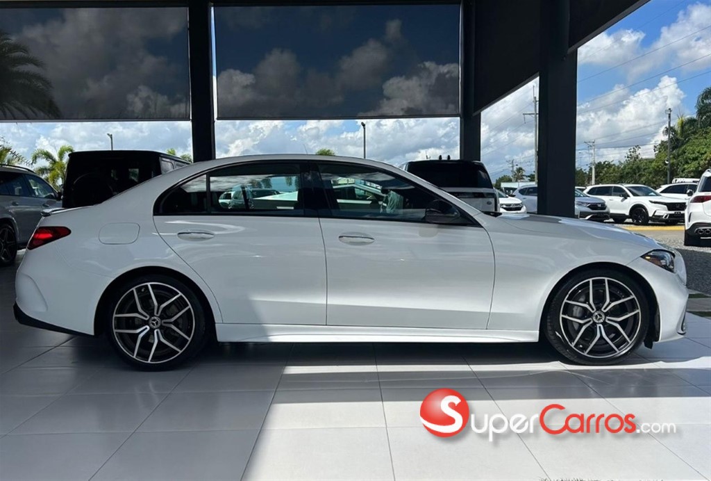 2023 Mercedes-Benz Clase C 300 AMG — foto 5 / 11