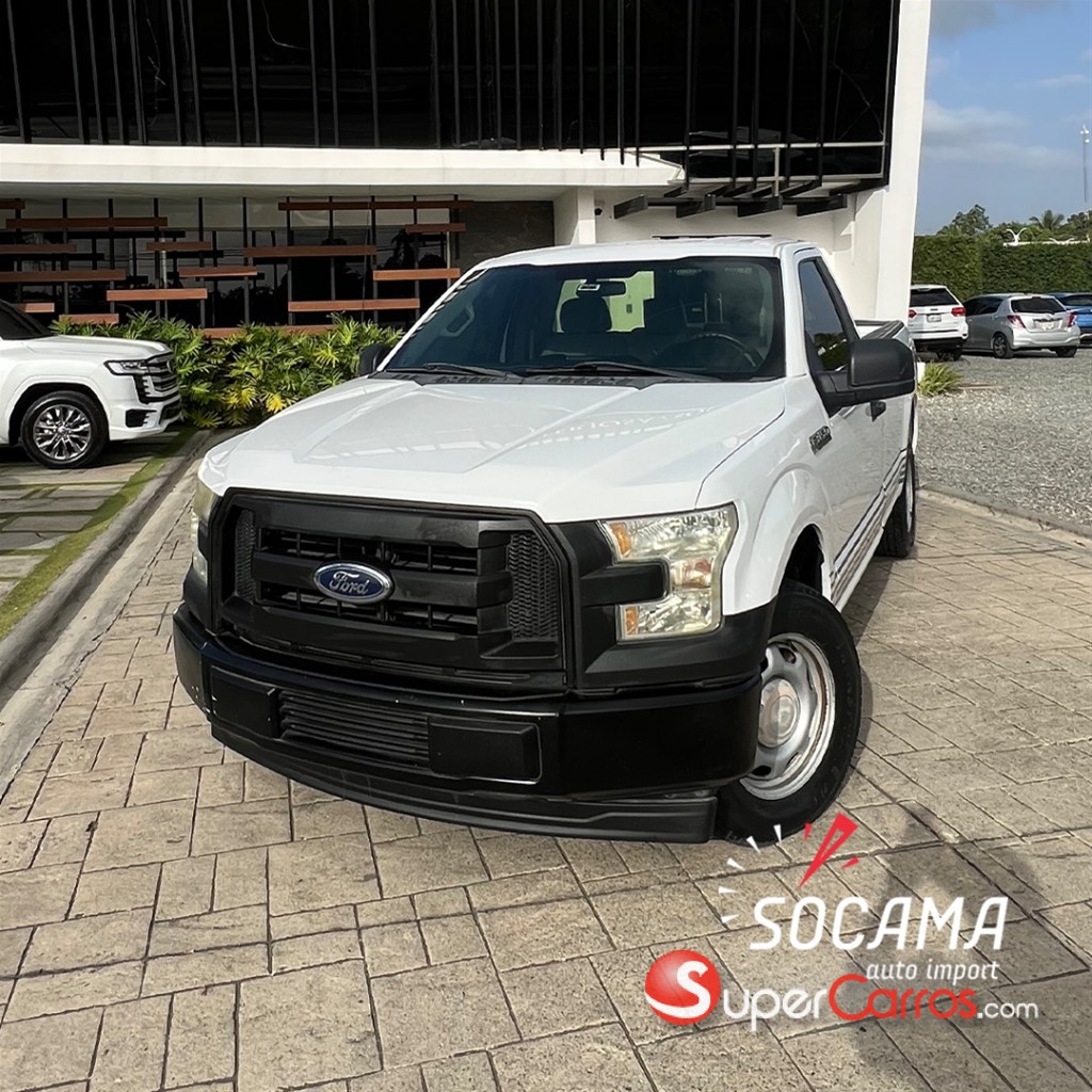 2017 Ford F 150 XL — foto 2 / 10