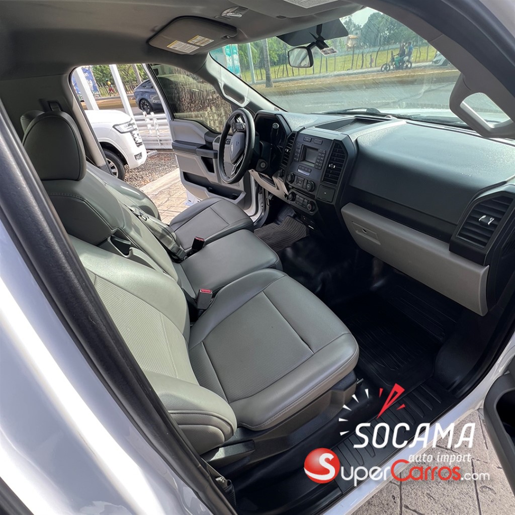 2017 Ford F 150 XL — foto 9 / 10