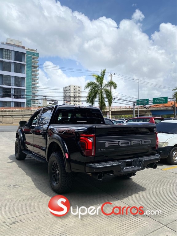 2025 Ford F 150 Raptor — foto 4 / 12