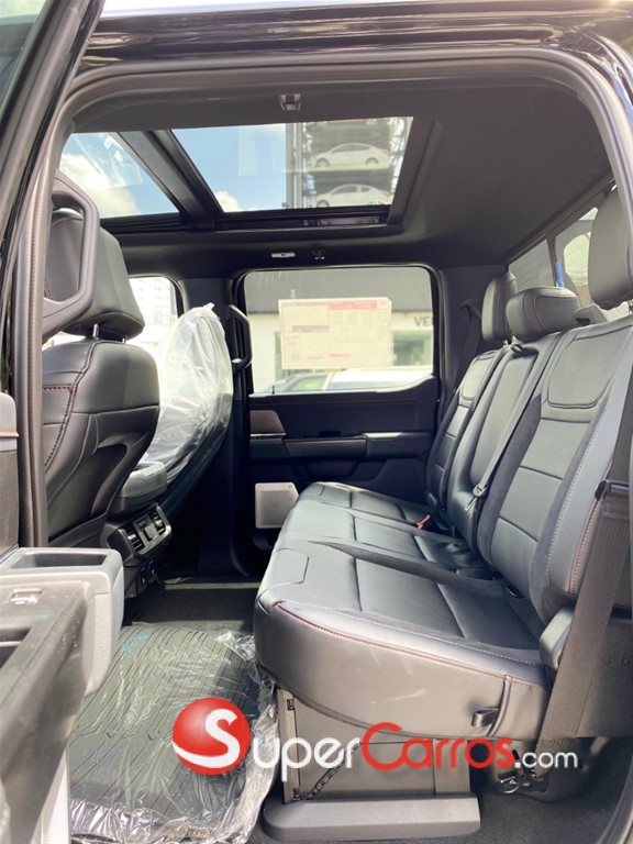 2025 Ford F 150 Raptor — foto 7 / 12