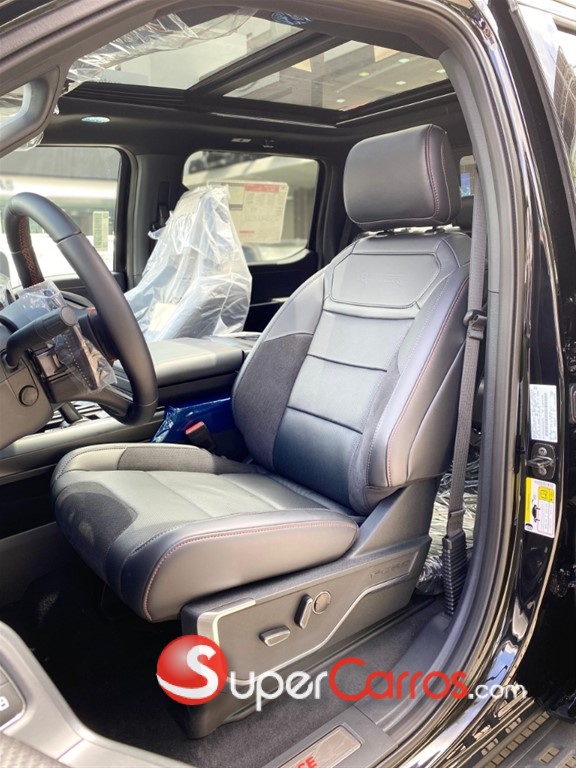 2025 Ford F 150 Raptor — foto 12 / 12