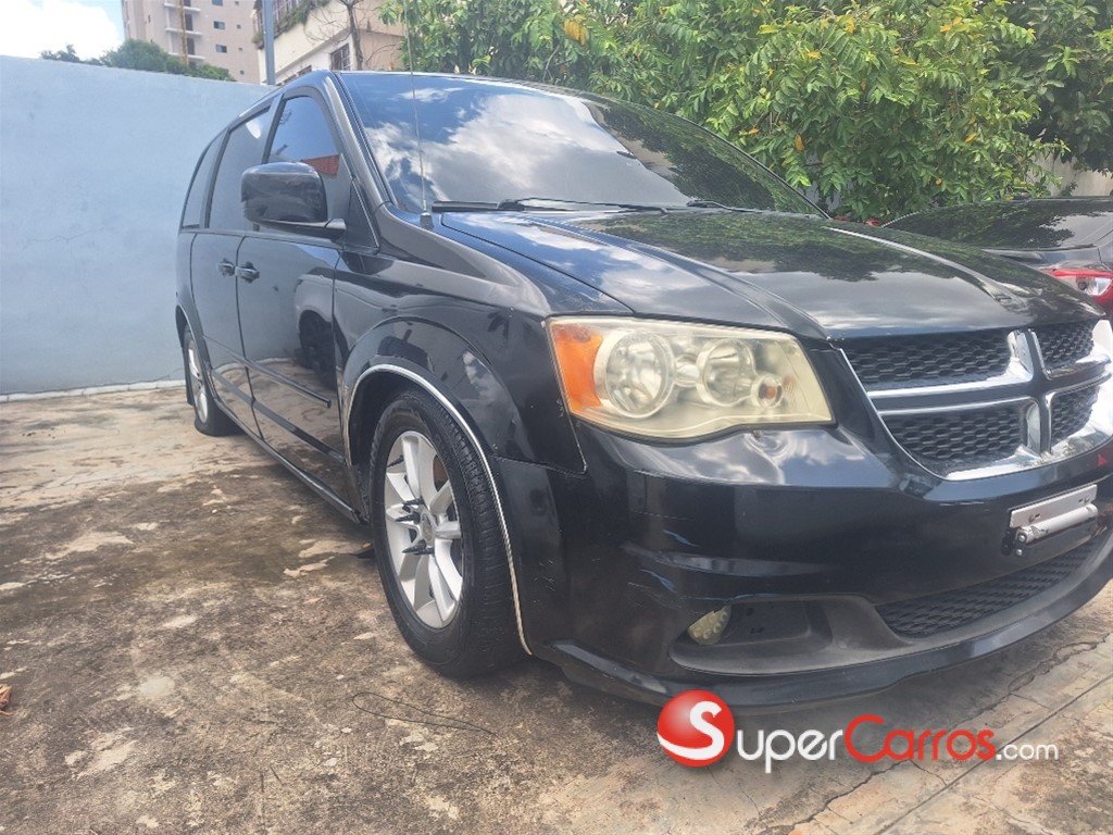 2015 Dodge Caravan SXT — foto 4 / 8