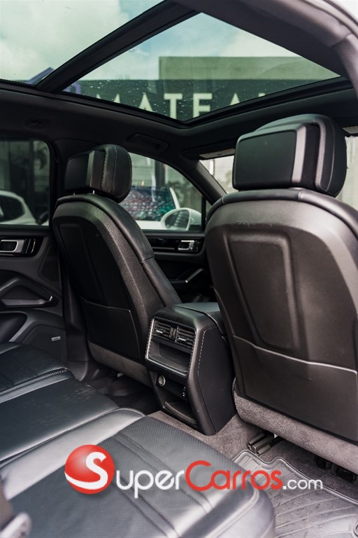 2020 Porsche Cayenne — foto 7 / 11