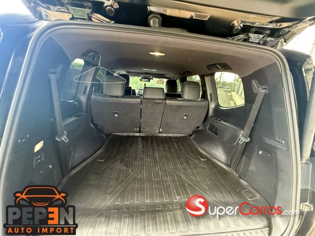 2022 Toyota Land Cruiser 70 ANIVERSARIO — foto 6 / 11