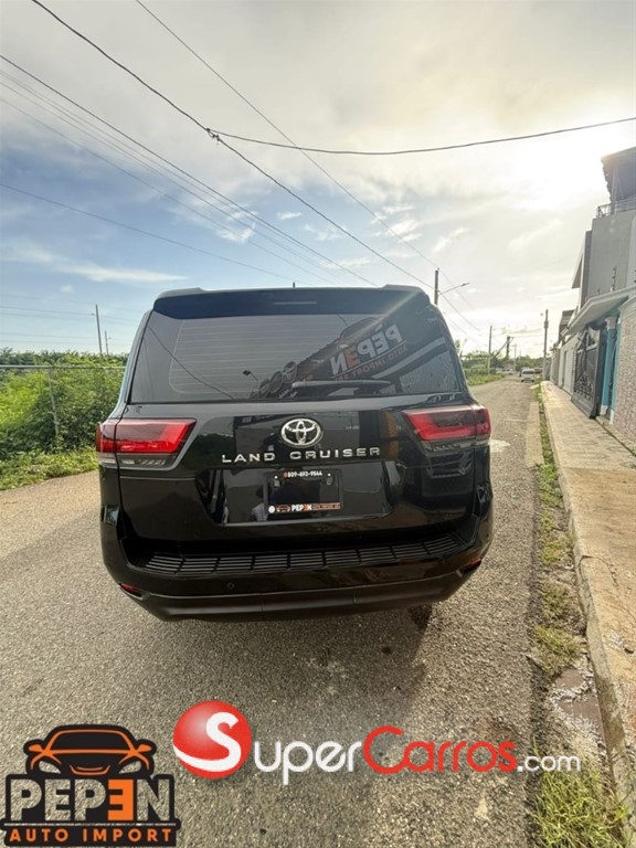 2022 Toyota Land Cruiser 70 ANIVERSARIO — foto 8 / 11