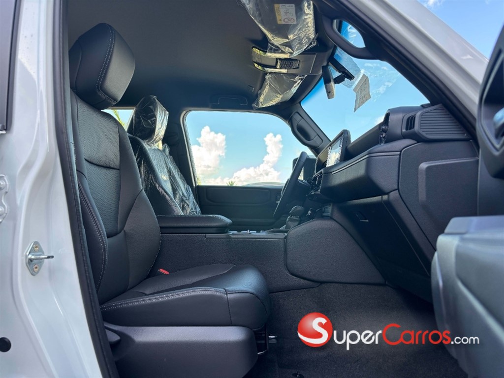 2026 Toyota Land Cruiser Prado All Rounder — foto 8 / 9