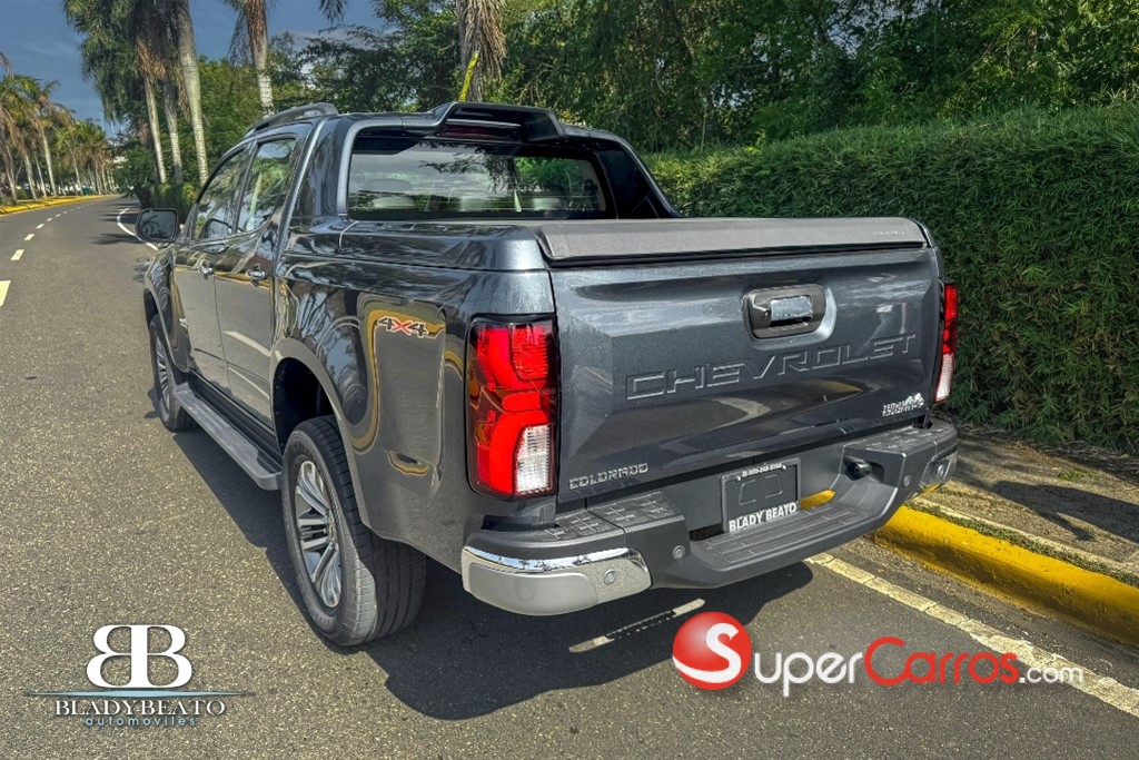 2026 Chevrolet Colorado Highcountry — foto 2 / 11