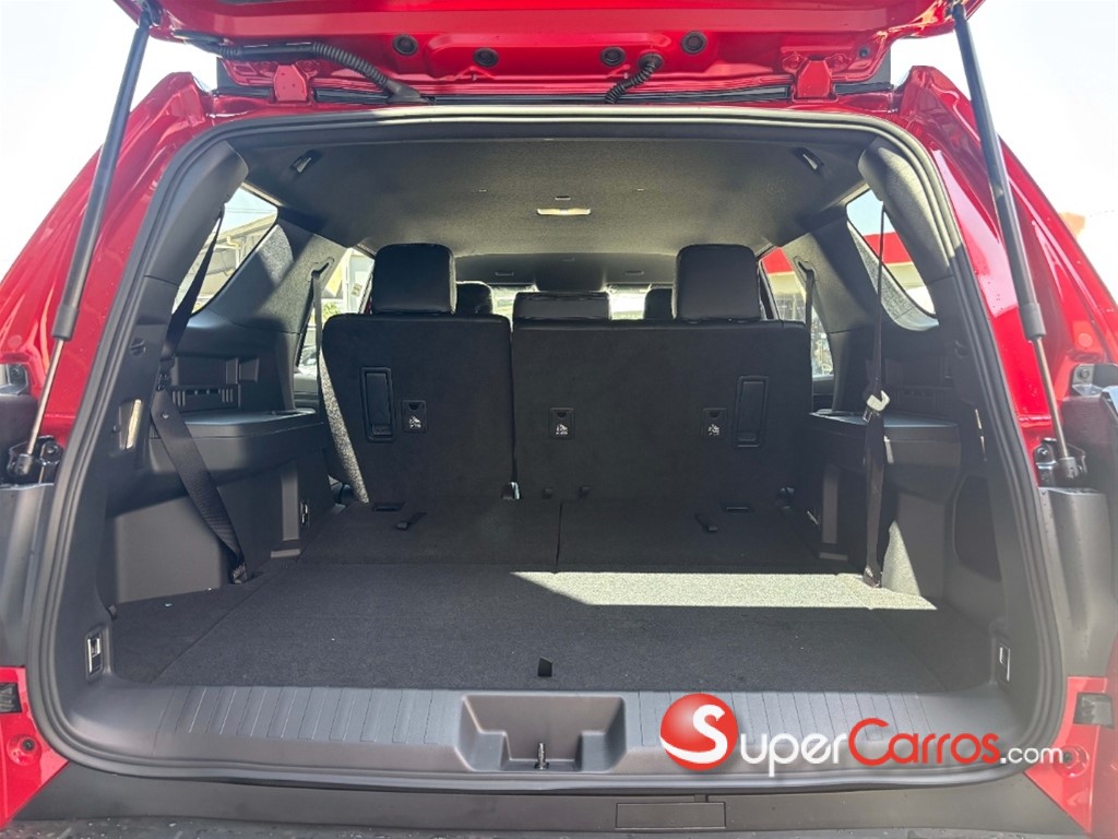 2026 Toyota 4 Runner SR5 — foto 6 / 9
