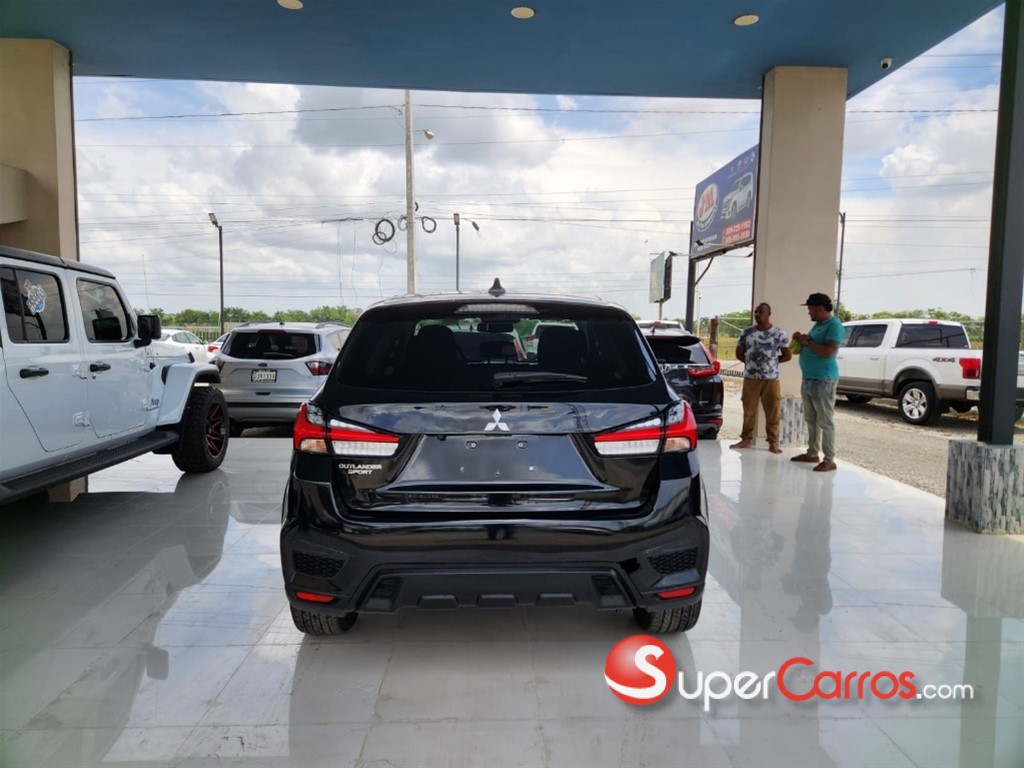 2021 Mitsubishi Motors Outlander Sport SE — foto 8 / 11