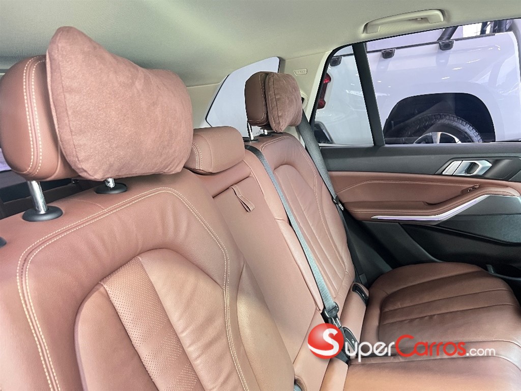 2021 BMW X 5 25D — foto 8 / 12
