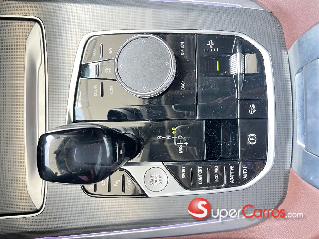 2021 BMW X 5 25D — foto 11 / 12