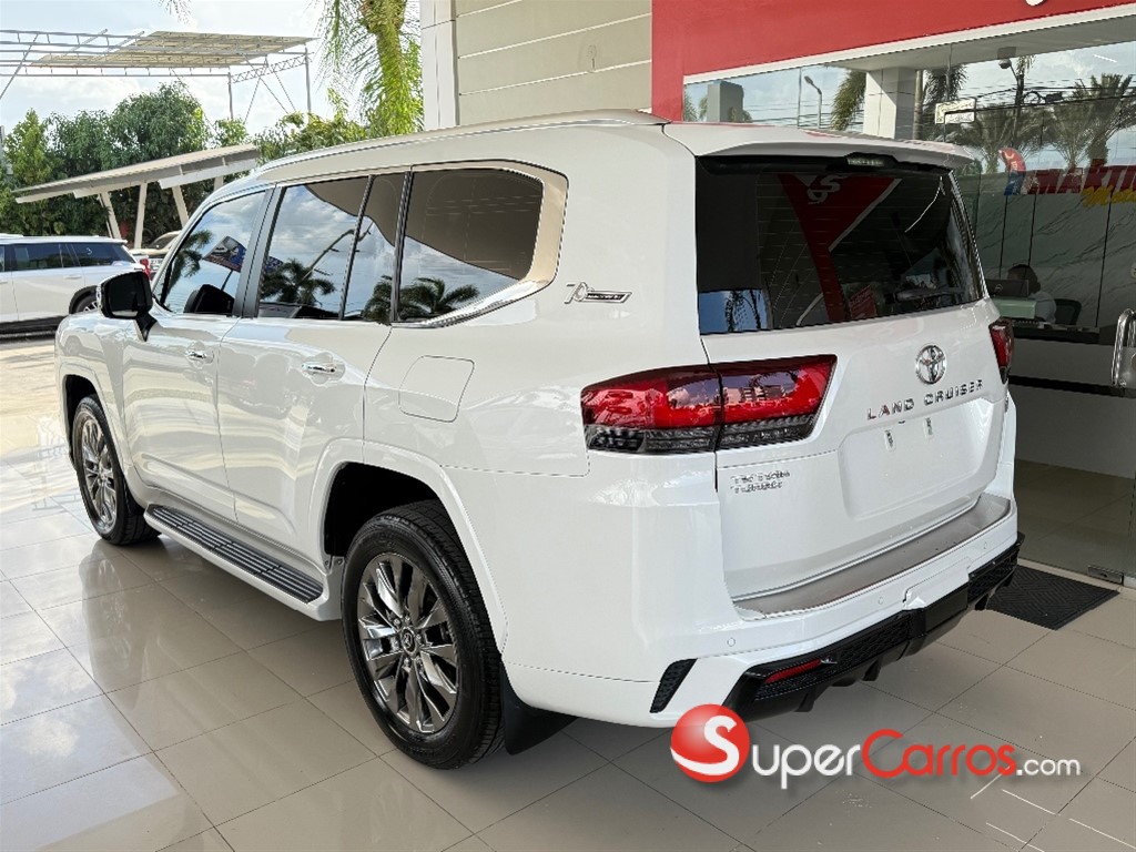 2023 Toyota Land Cruiser 70 ANIVERSARIO — foto 4 / 11