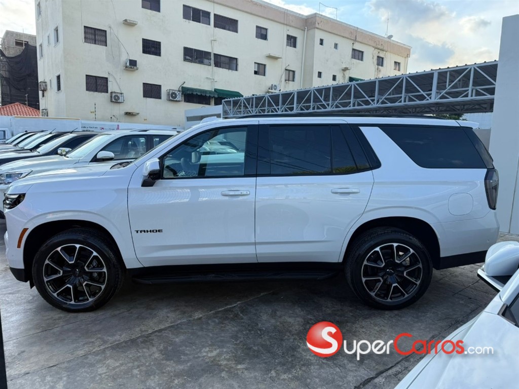 2026 Chevrolet Tahoe RST Duramax — foto 3 / 10