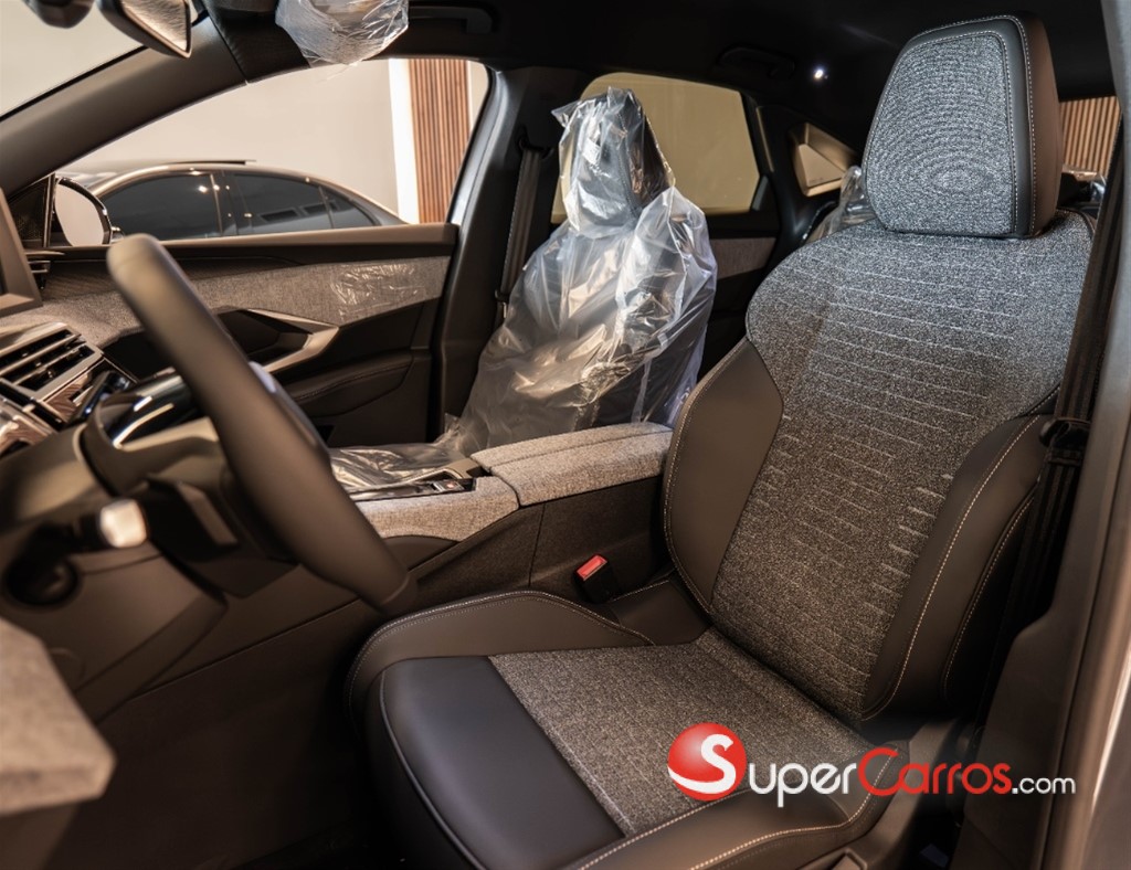 2027 Peugeot 3008 Allure — foto 9 / 10