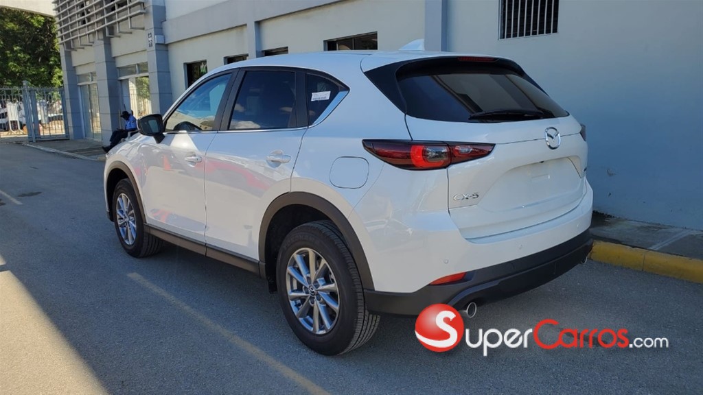 2026 Mazda CX-5 CE — foto 3 / 12
