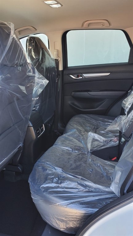 2026 Mazda CX-5 CE — foto 11 / 12