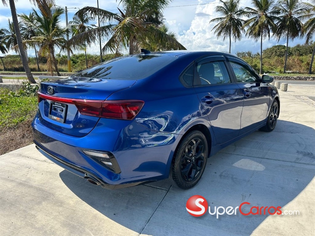 2020 Kia Forte LXS — foto 5 / 10
