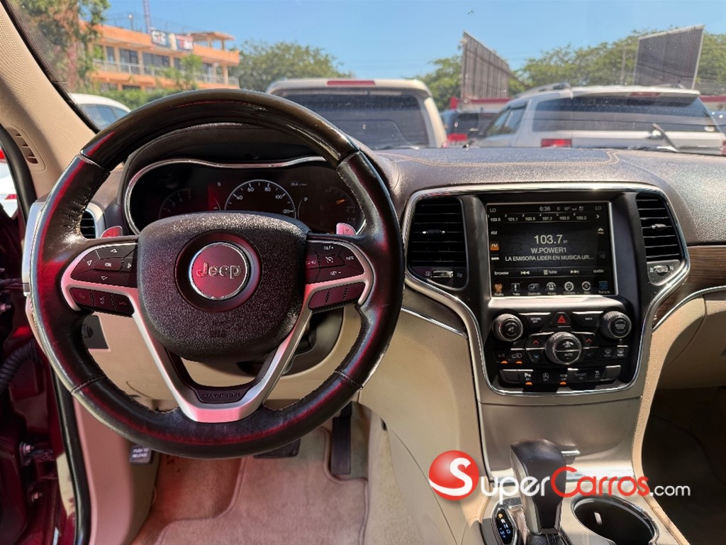 2016 Jeep Grand Cherokee Overland — foto 9 / 9