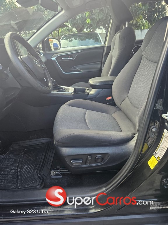 2021 Toyota RAV4 XLE — foto 7 / 11