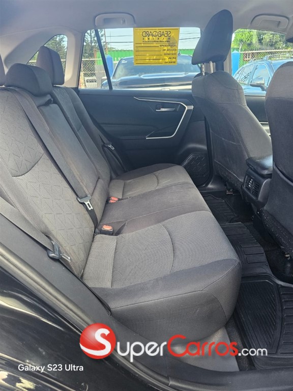 2021 Toyota RAV4 XLE — foto 11 / 11
