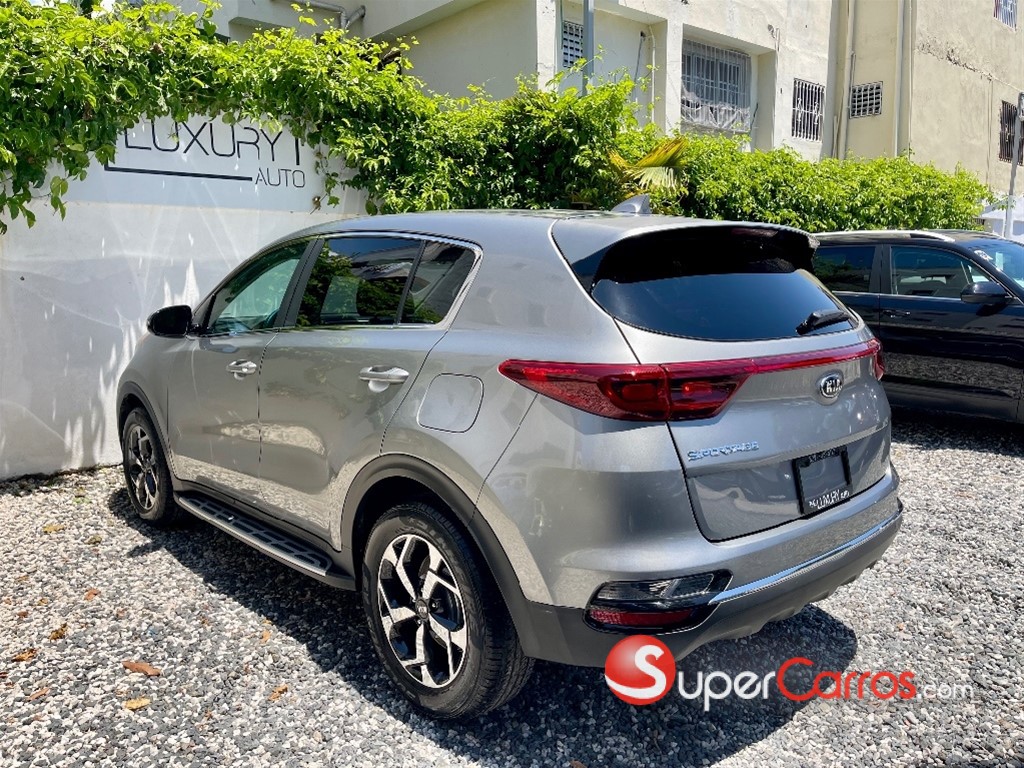 2020 Kia Sportage LX — foto 4 / 10