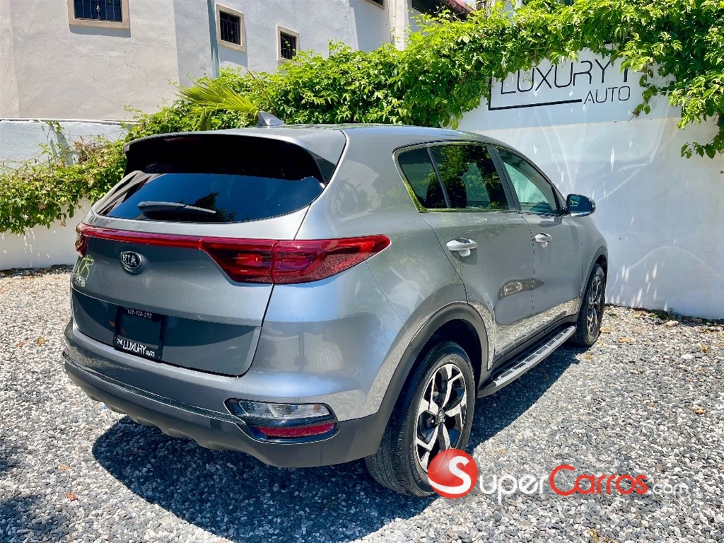 2020 Kia Sportage LX — foto 6 / 10