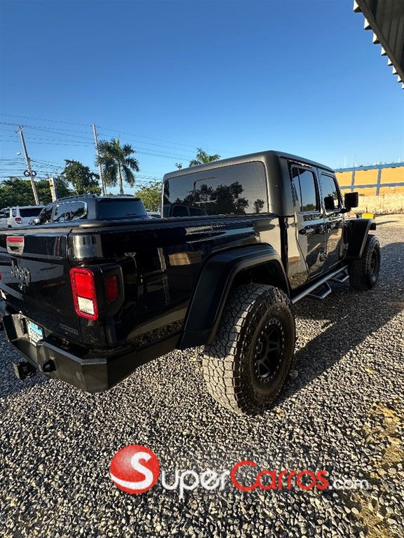 2020 Jeep Gladiator Sport — foto 3 / 8