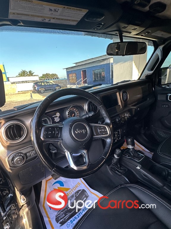 2020 Jeep Gladiator Sport — foto 7 / 8