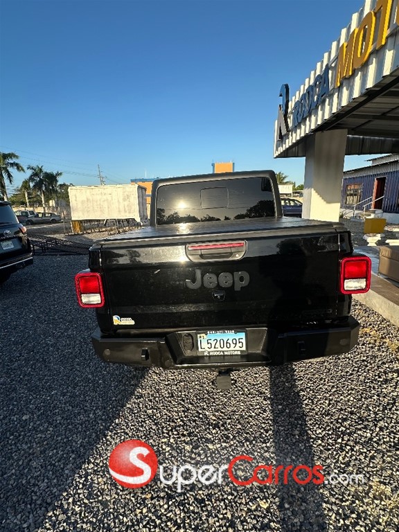 2020 Jeep Gladiator Sport — foto 8 / 8
