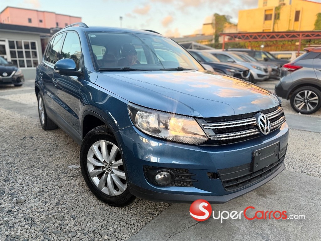 2016 Volkswagen Tiguan TSI Bluemotion — foto 4 / 11
