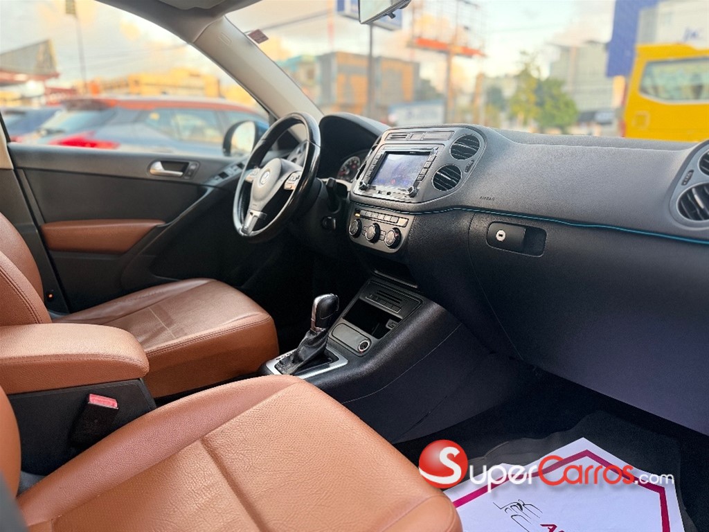 2016 Volkswagen Tiguan TSI Bluemotion — foto 5 / 11