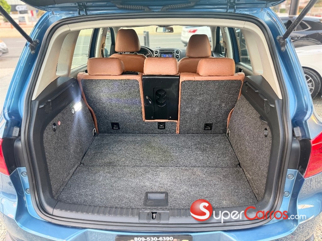 2016 Volkswagen Tiguan TSI Bluemotion — foto 8 / 11