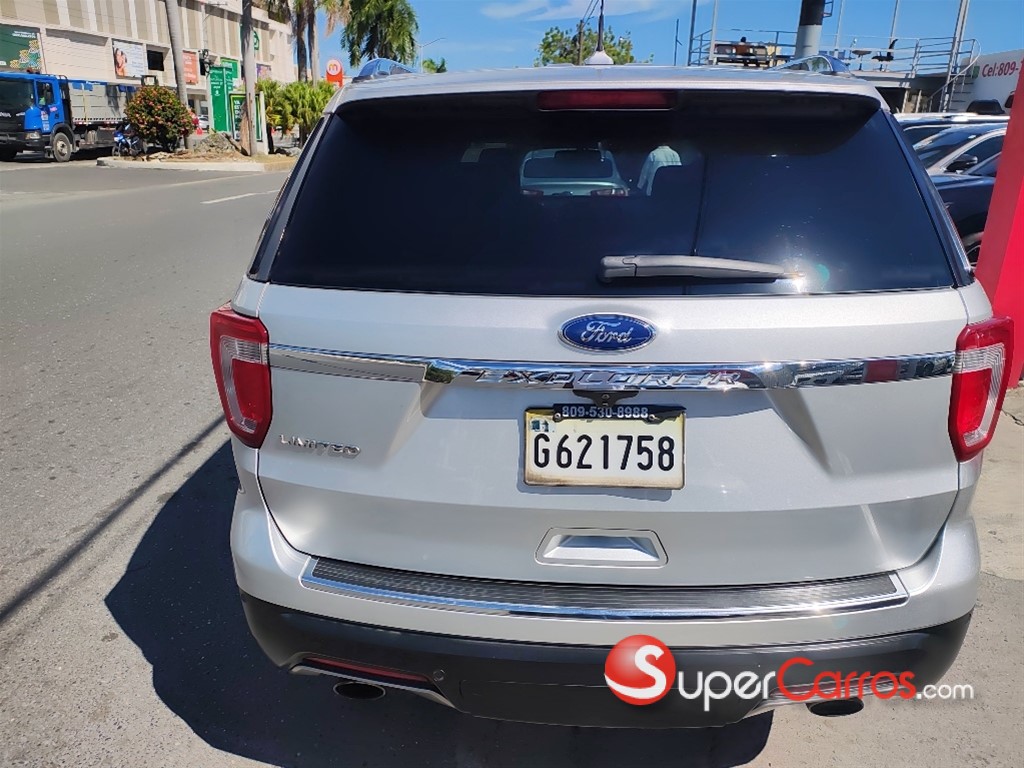 2019 Ford Explorer — foto 7 / 10