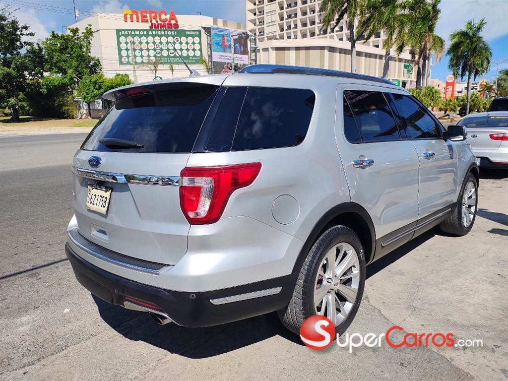 2019 Ford Explorer — foto 8 / 10