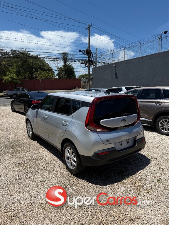 2020 Kia Soul S — foto 5 / 11
