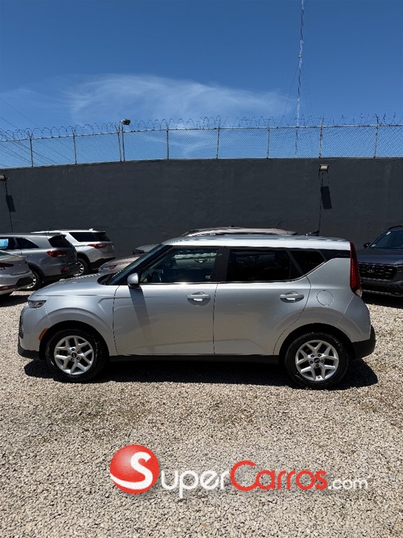 2020 Kia Soul S — foto 6 / 11