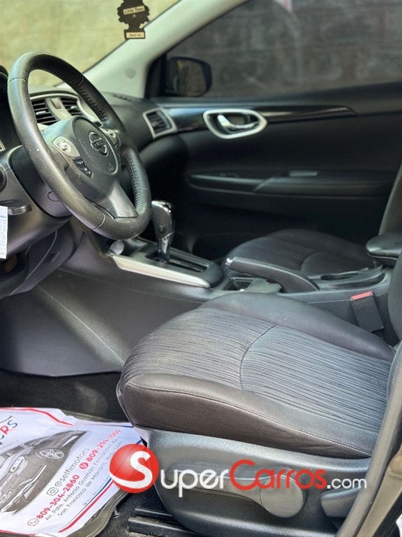2019 Nissan Sentra SV — foto 5 / 10