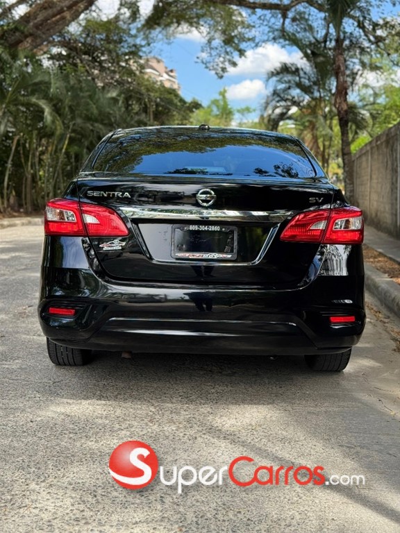 2019 Nissan Sentra SV — foto 6 / 10