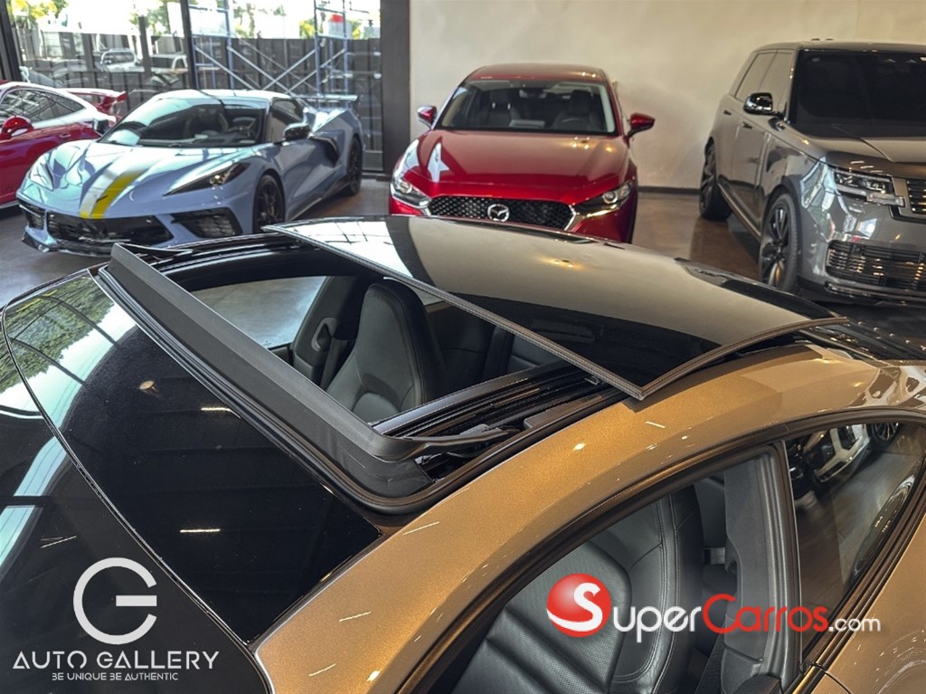 2020 Porsche 911 Carrera 4 S — foto 9 / 12