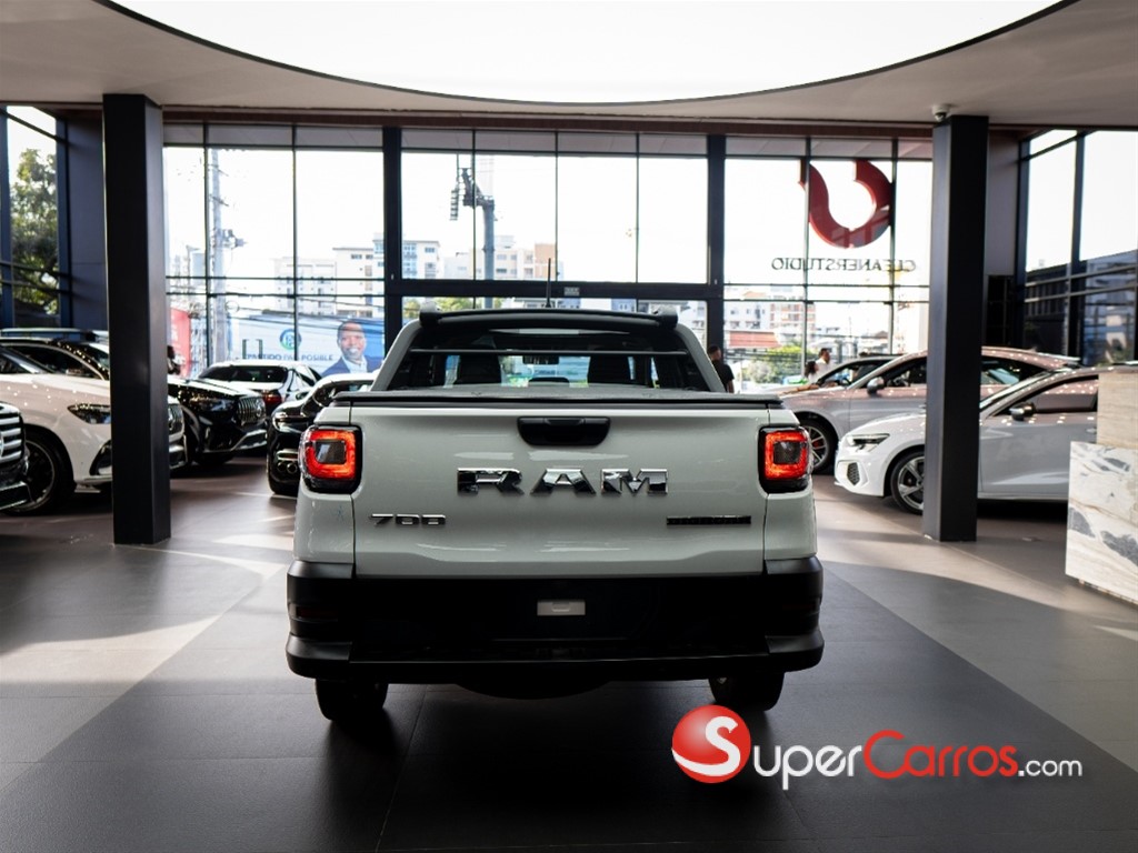 2025 Ram 700 Bighorn — foto 4 / 10