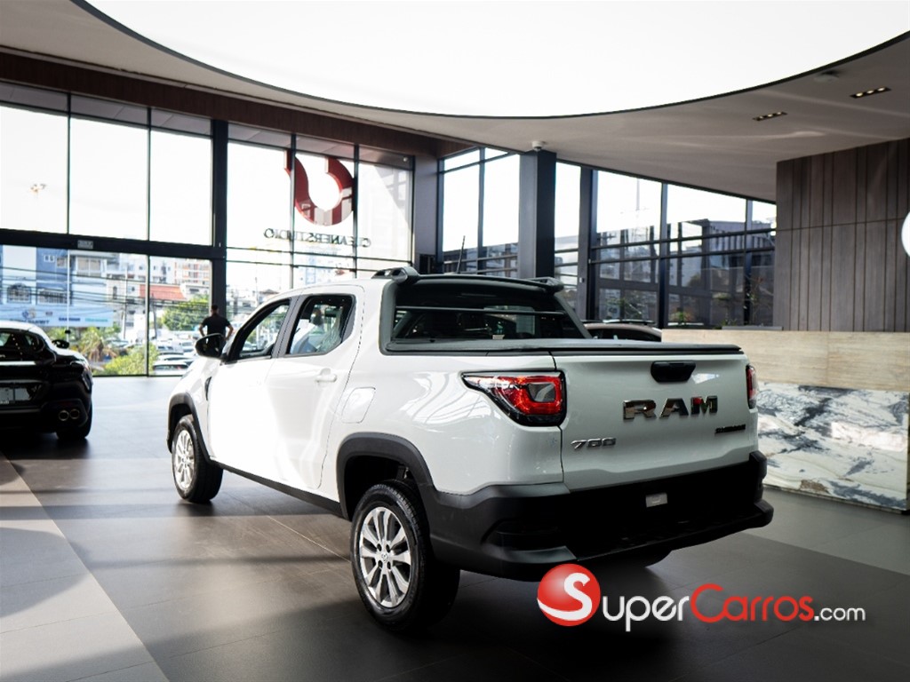 2025 Ram 700 Bighorn — foto 5 / 10