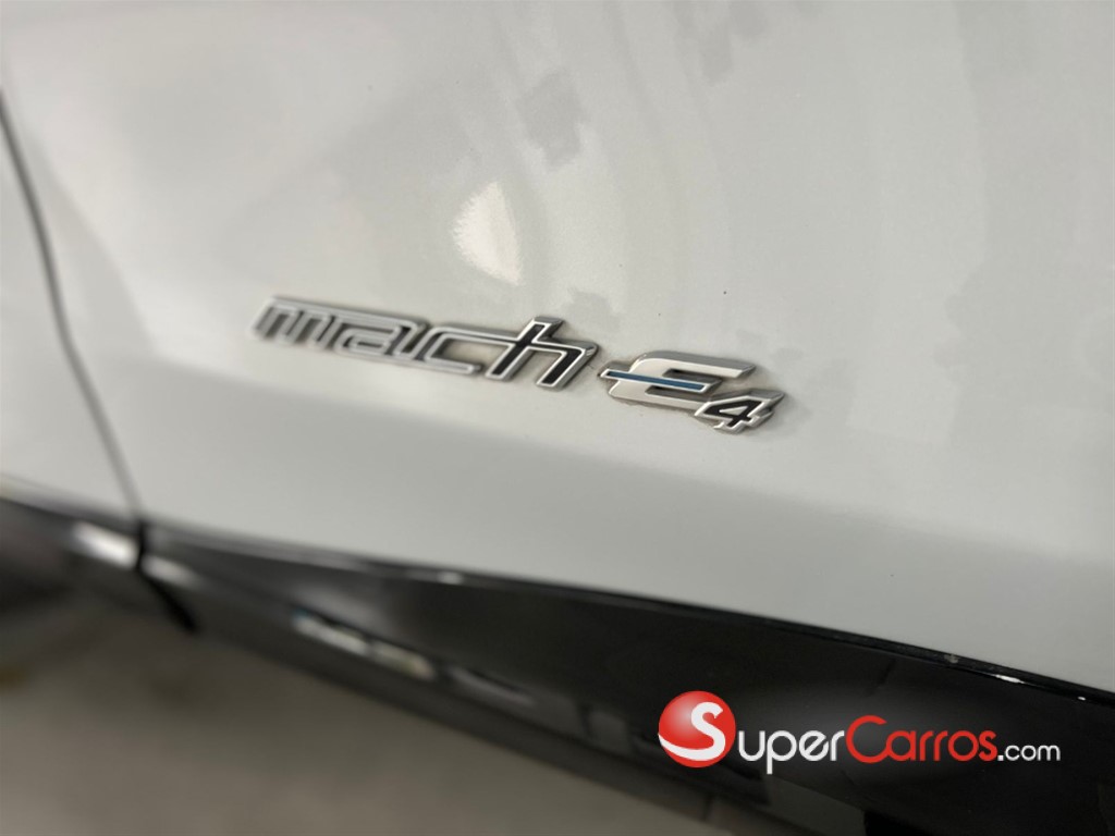 2021 Ford Mustang Mach-E Premium AWD — foto 4 / 11