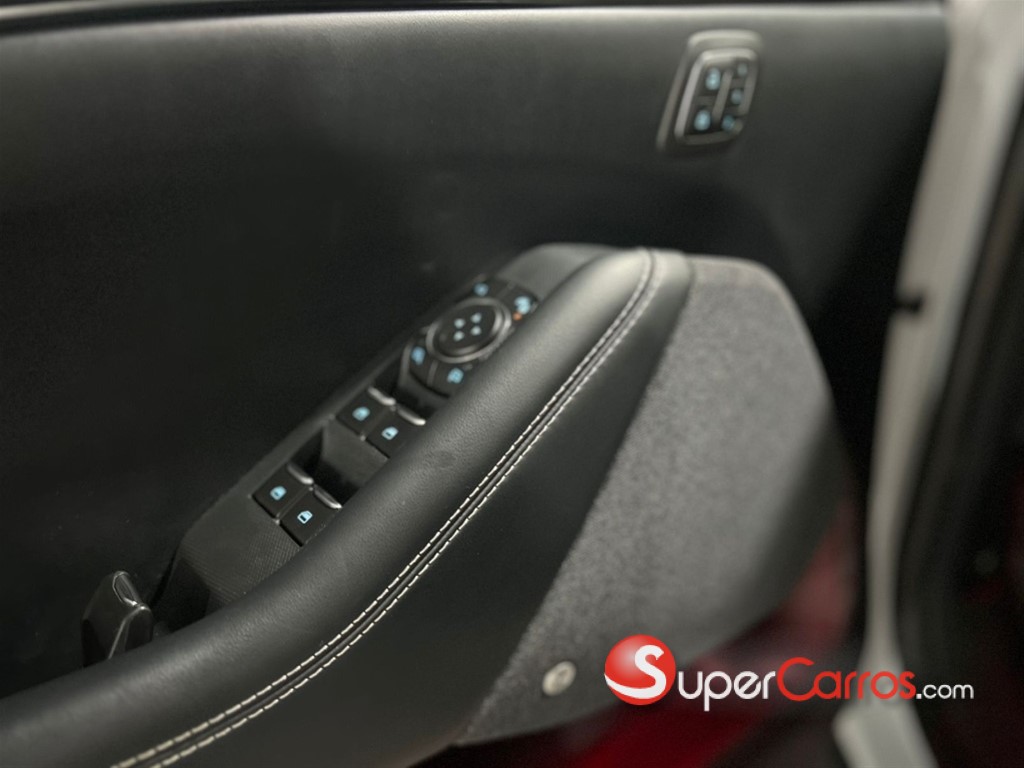 2021 Ford Mustang Mach-E Premium AWD — foto 9 / 11