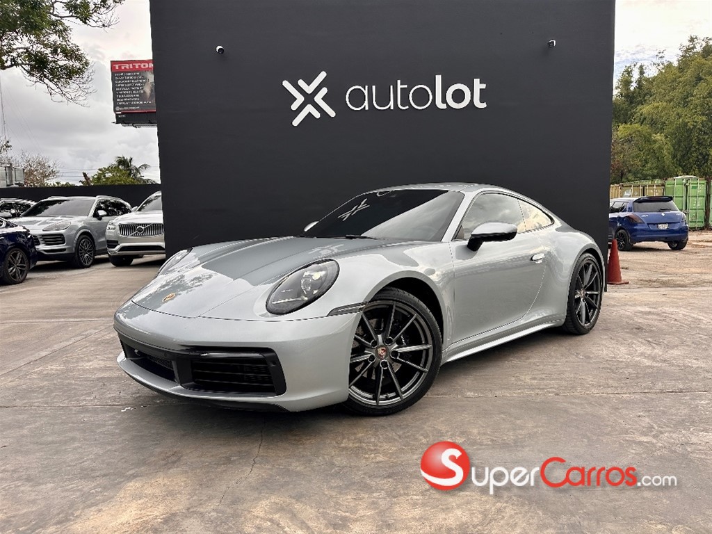 2020 Porsche 911 Carrera