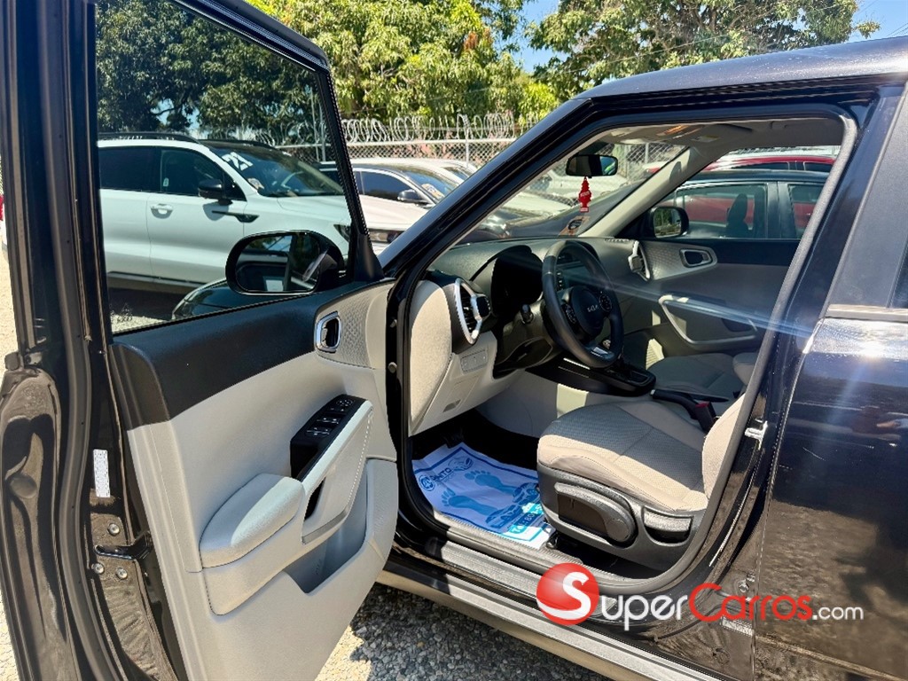 2022 Kia Soul LX — foto 7 / 12