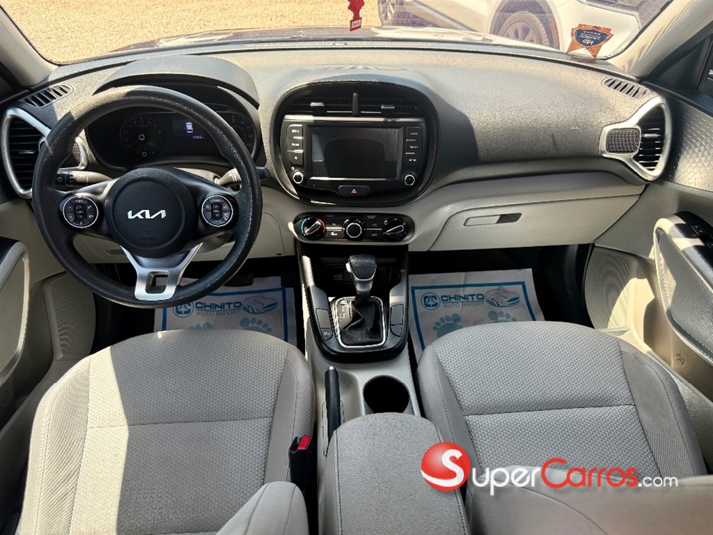2022 Kia Soul LX — foto 9 / 12