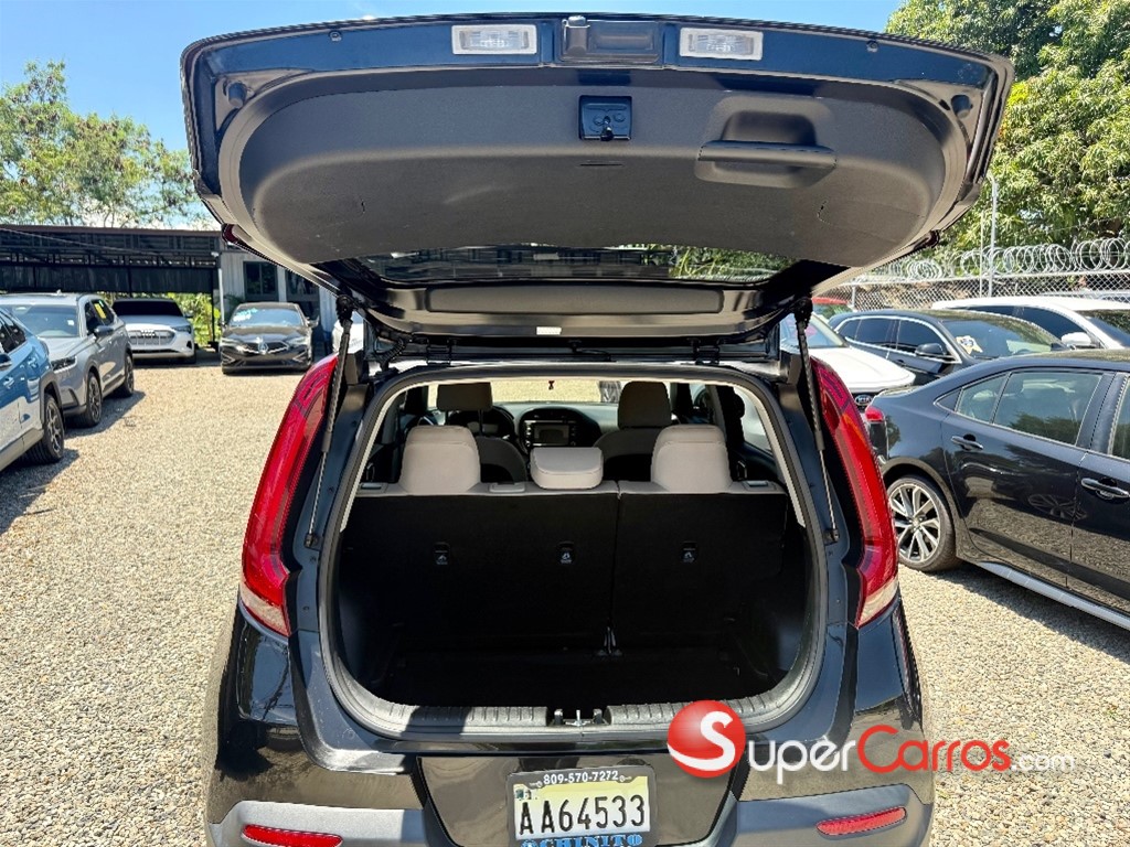 2022 Kia Soul LX — foto 10 / 12